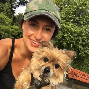 Meet your Posher, Stephanie